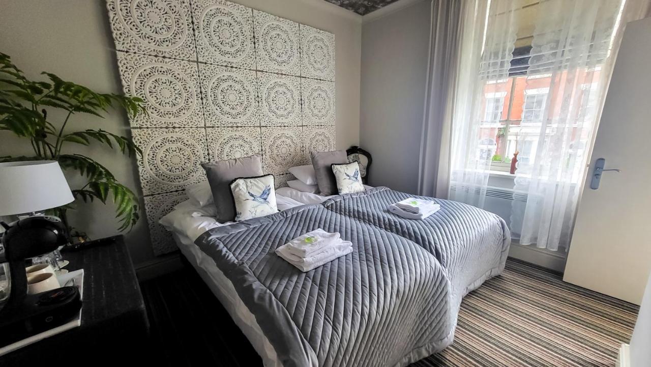 Blackburne Arms ,24 Catharine Street Hotel リヴァプール エクステリア 写真